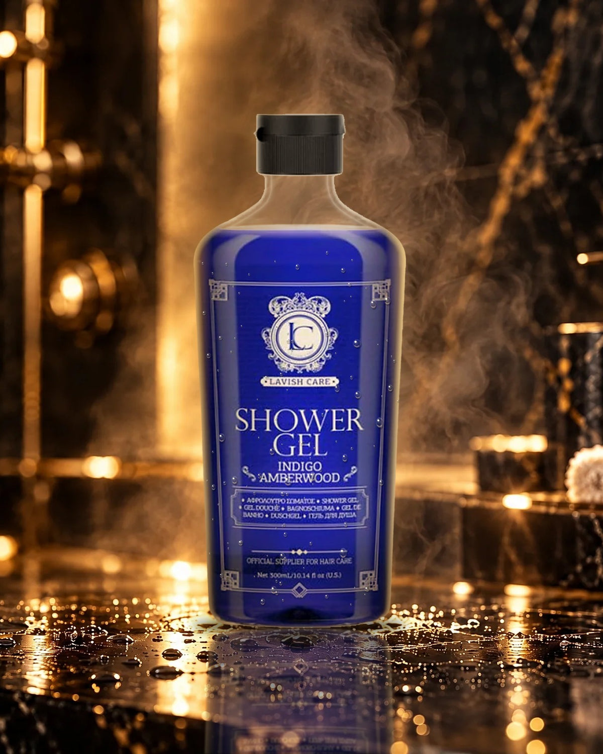 Shower Gel Lavish Care 300 ml Legno d'Ambra su marmo nero in un bagno di lusso con luci dorate